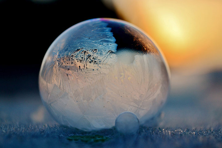 des-sumbliles-bulles-de-savon-gelees-par-le-froid27