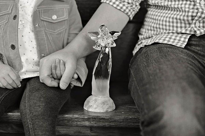 un-pere-et-sa-fille-reconstitue-les-photographies-de-mariage-de-la-defunte-maman9