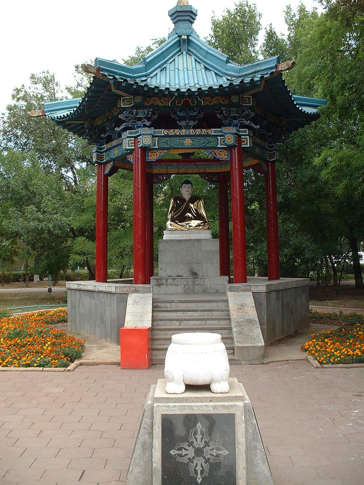 102