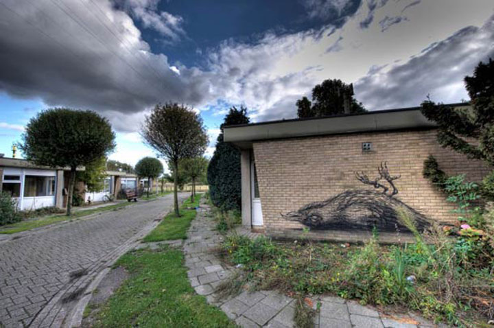 village-abandonne-envahi-par-le-street-art19