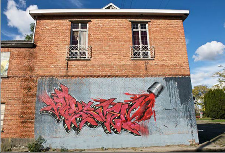 village-abandonne-envahi-par-le-street-art29