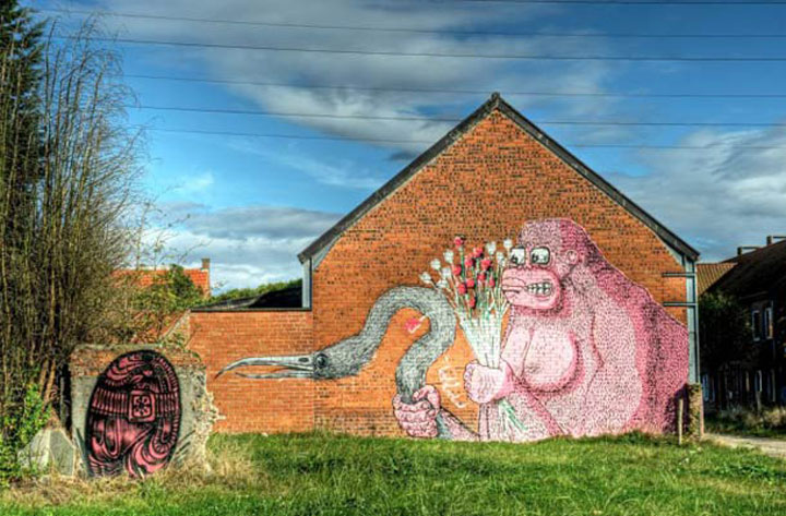 village-abandonne-envahi-par-le-street-art31