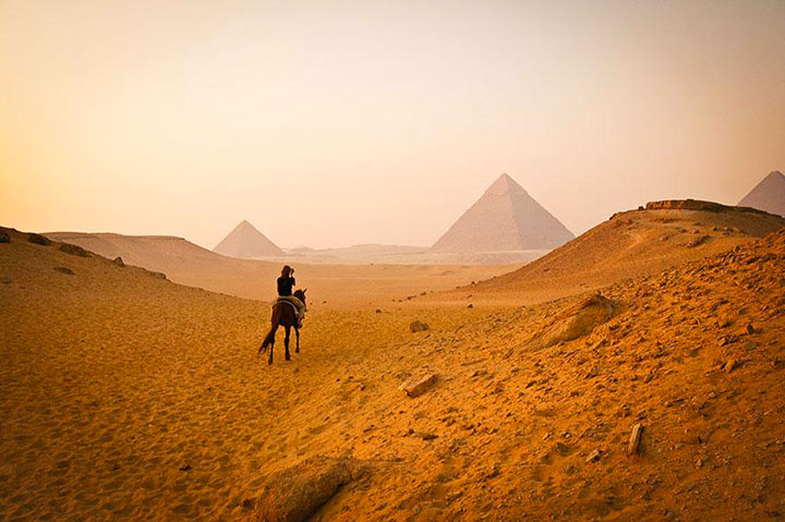 15-destinations-paradisiaques-autour-desquelles-il-ne-vaut-mieux-pas-regarder1