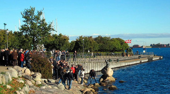 15-destinations-paradisiaques-autour-desquelles-il-ne-vaut-mieux-pas-regarder30