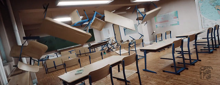 crazy-furniture-le-court-metrage-dans-lequel-le-mobilier-des-salles-de-classes-deviennent-fous10