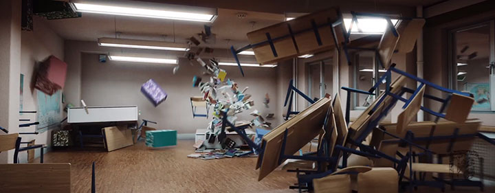 crazy-furniture-le-court-metrage-dans-lequel-le-mobilier-des-salles-de-classes-deviennent-fous6