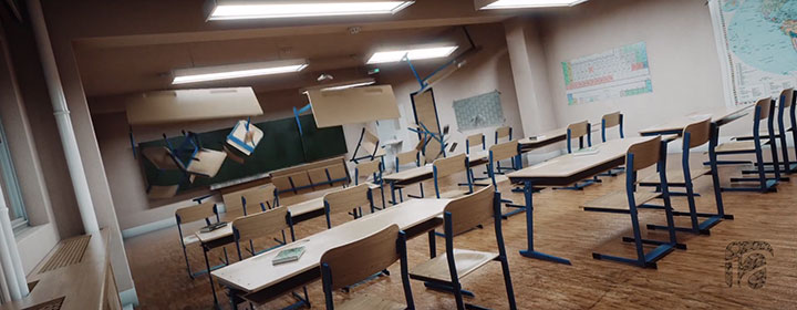 crazy-furniture-le-court-metrage-dans-lequel-le-mobilier-des-salles-de-classes-deviennent-fous9