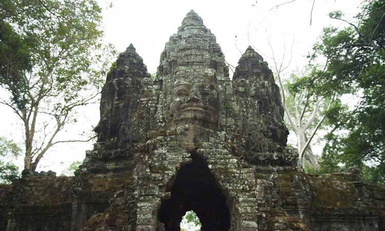 google-vous-embarque-a-la-decouverte-des-gigantesques-temples-du-cambodge-comme-si-vous-y-etiez-une