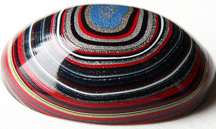 fordite-pierre-peinture-mineral-une