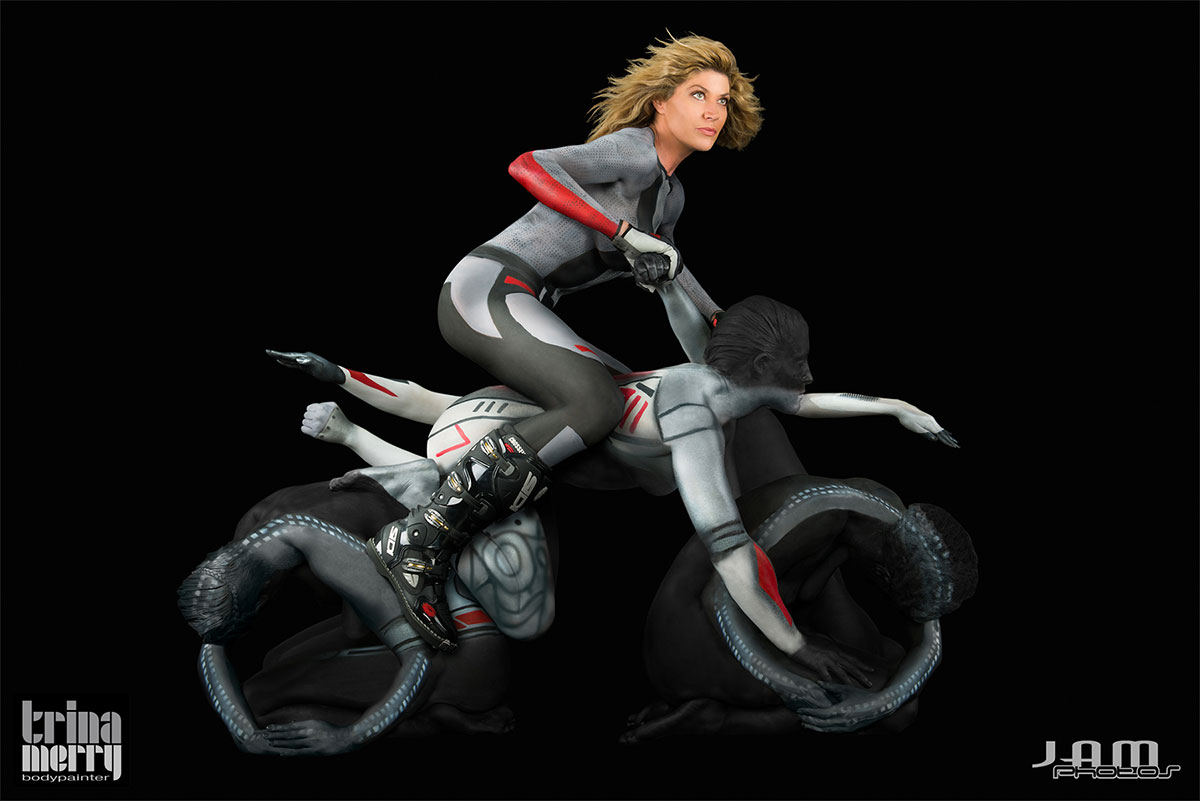 body-painting-peinture-corps-human-moto-cross