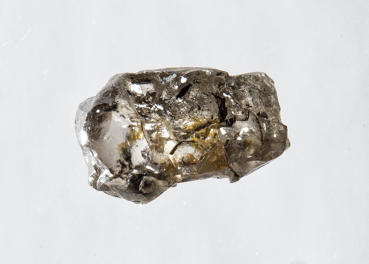 eau-reservoir-souterrain-immense-ringwoodite