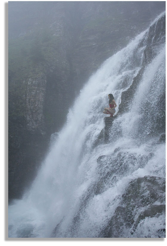 Wonderwoman_La_Quete_cascade