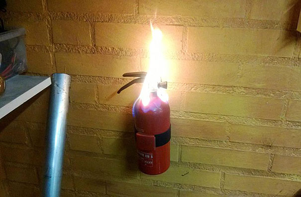 incendie-extincteur-ironie-humour-fail