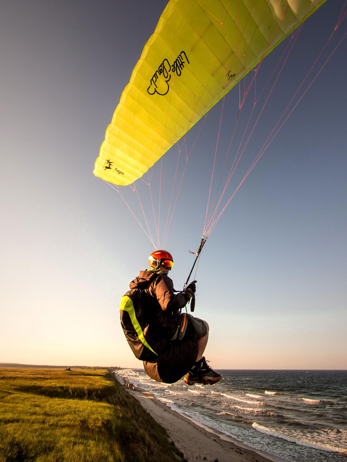 parachute-falaise-mer