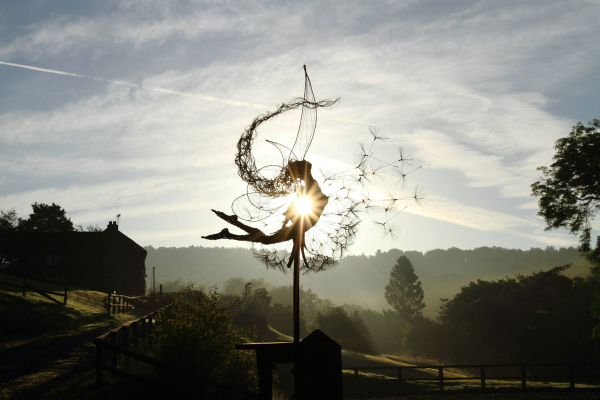 sculpture-fee-volante-soleil
