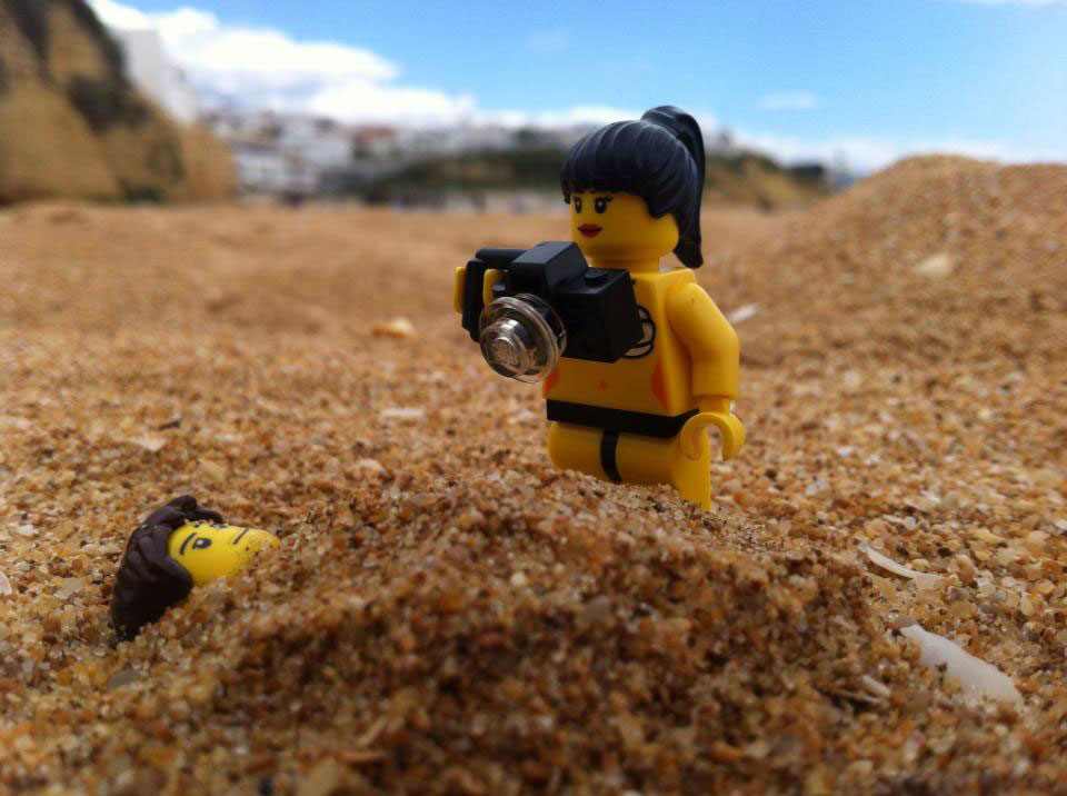 lego-jouent-sable