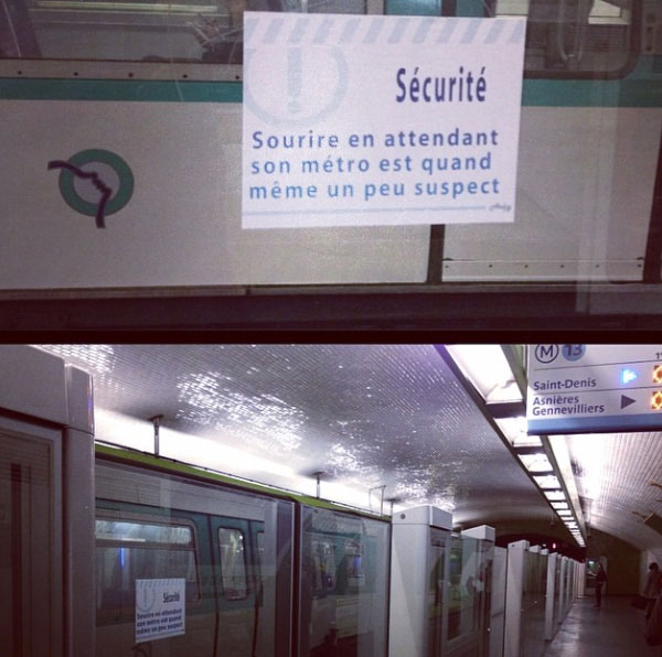 sourire-suspect
