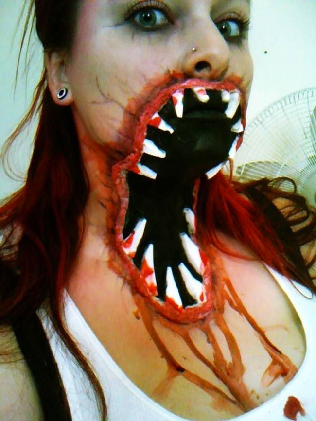 bouche-monstre