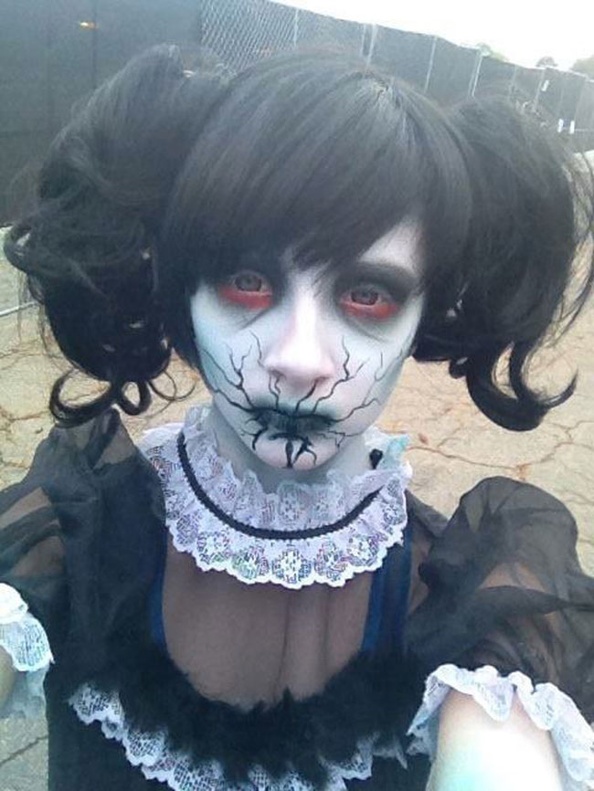 demon-poupee