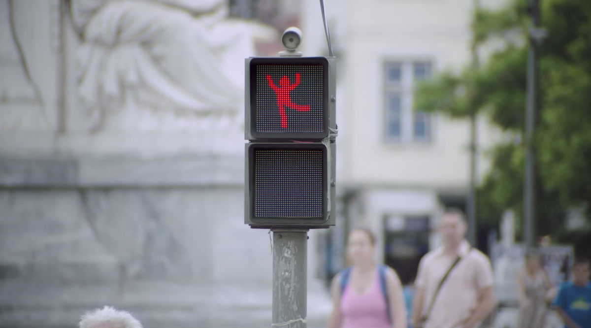 feu-rouge-pieton-danse