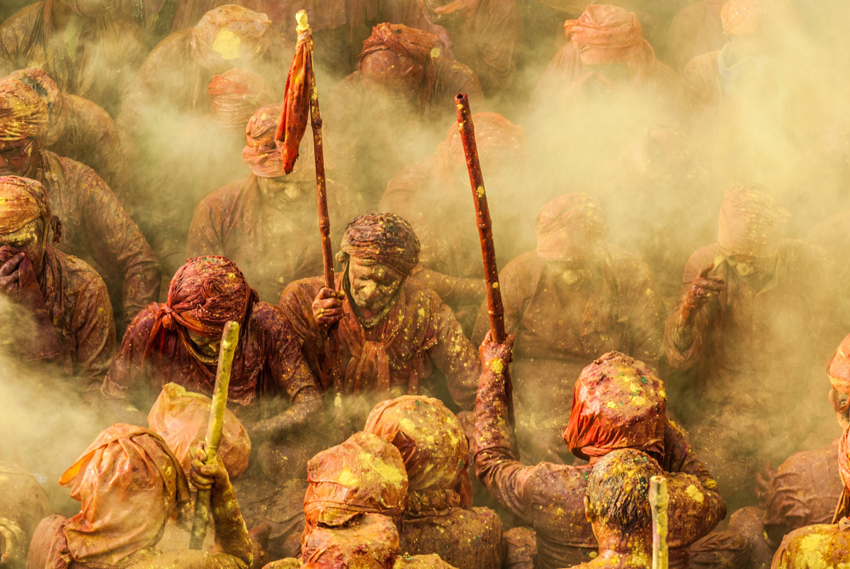 holi