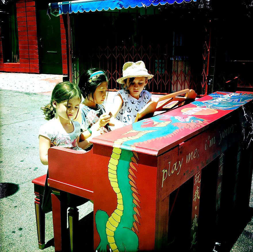 piano-rue-couleurs-art-54