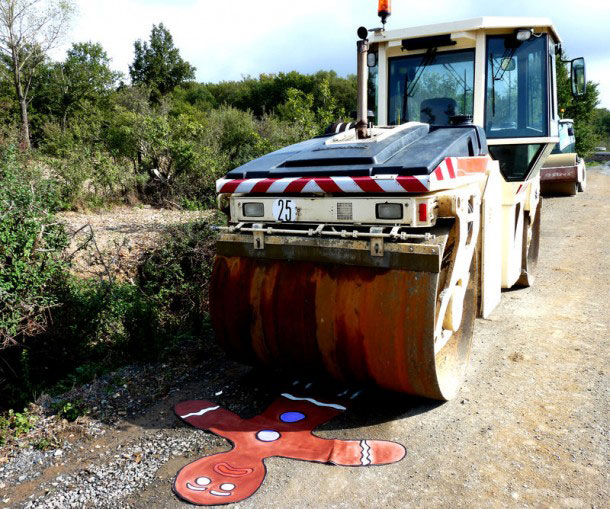 Funny-Street-Art-gateau-biscuit