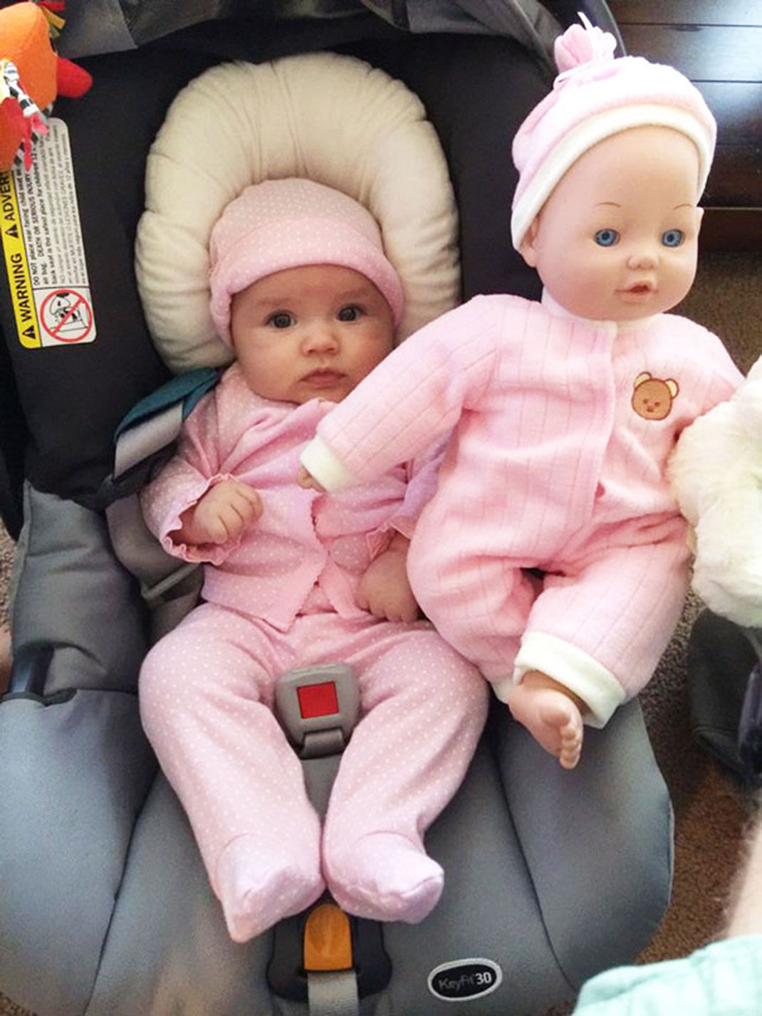 bebe-ressemblance-poupee-mignon-29