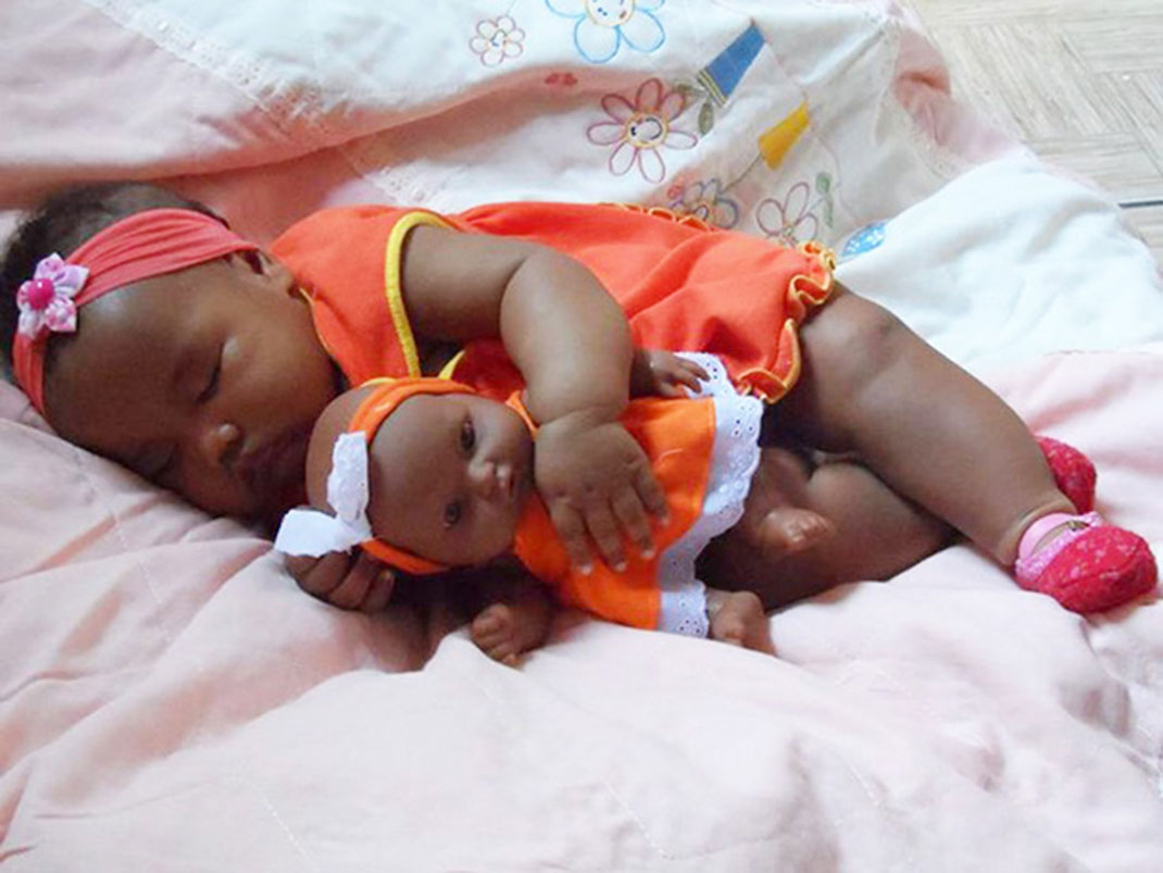 bebe-ressemblance-poupee-mignon-5