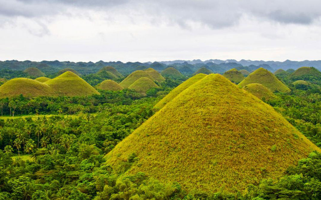 chocolate-hills-philippines