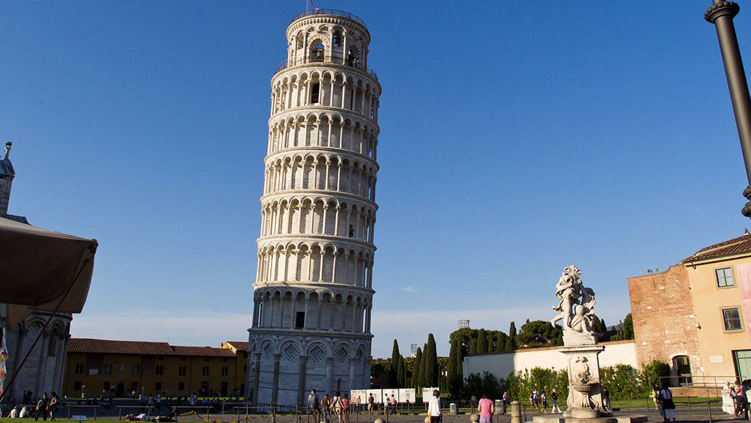 Tour-de-pise-Italie