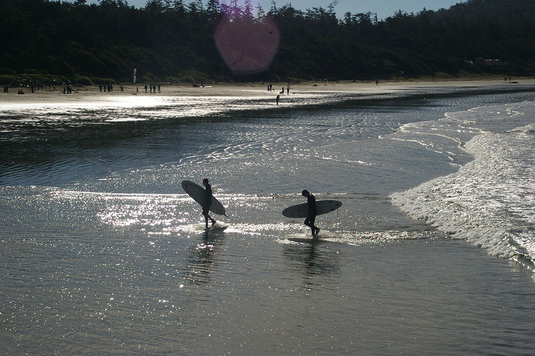 surfeur-ocean-couple