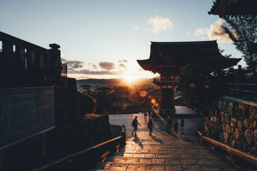 08-soleiltemple-takashiyasui