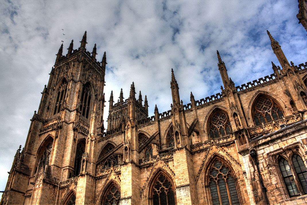18-york-raphaelmor
