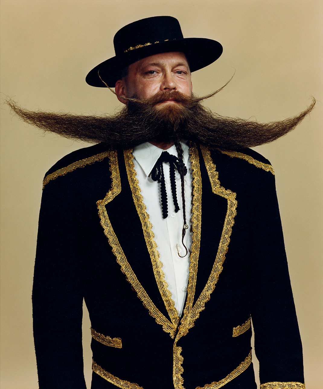 10-barbes-moustaches