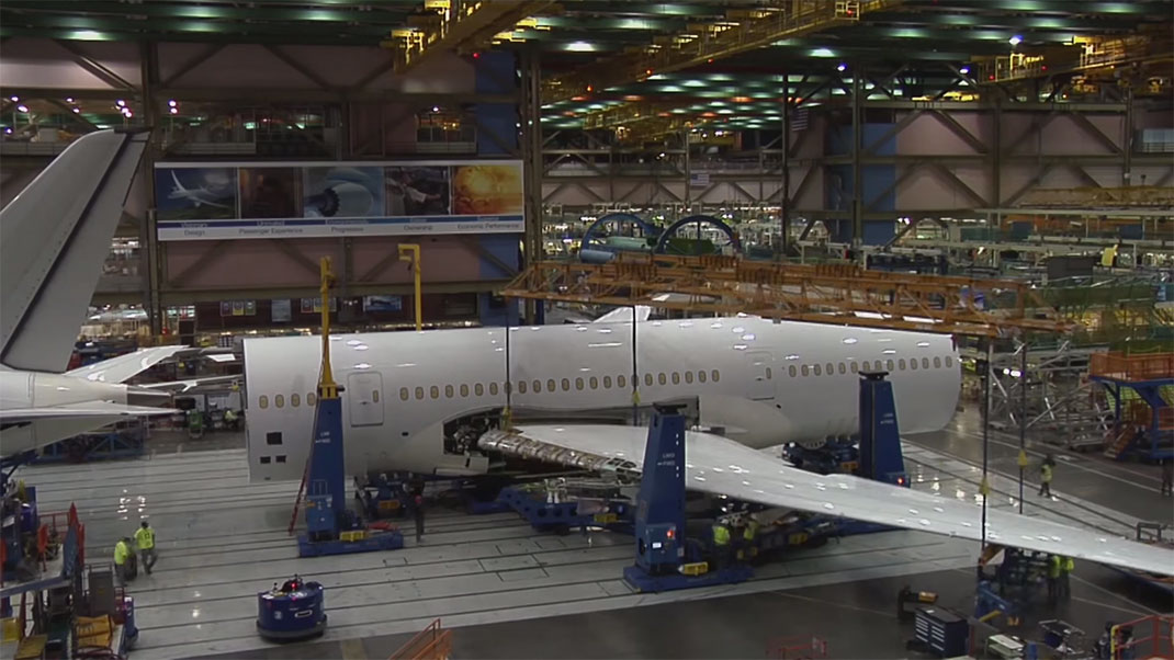 19-avion-construction