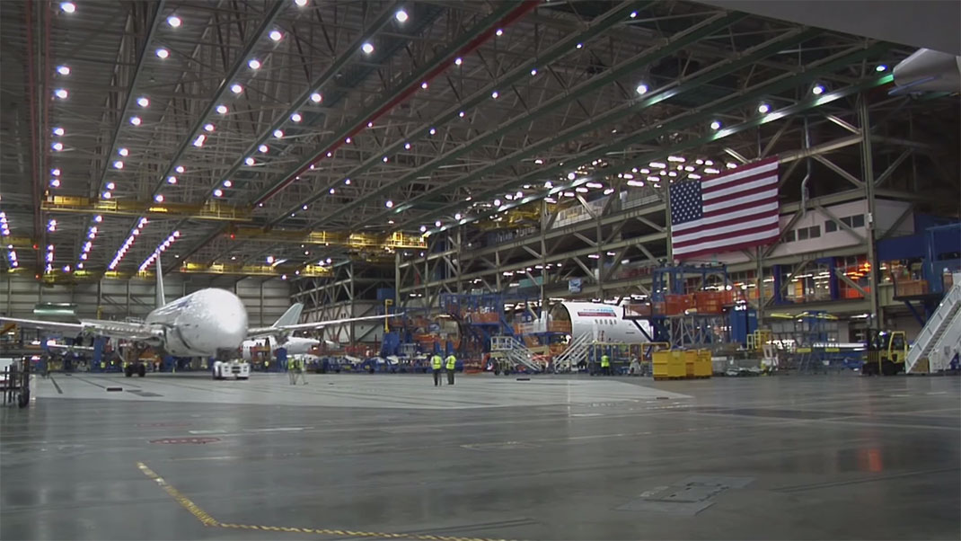 32-avion-construction