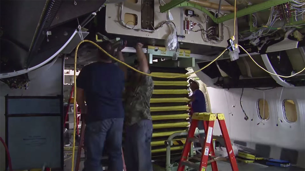 38-avion-construction