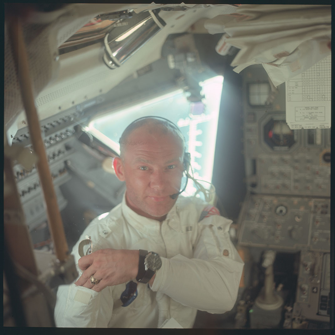 56-nasa-apollo