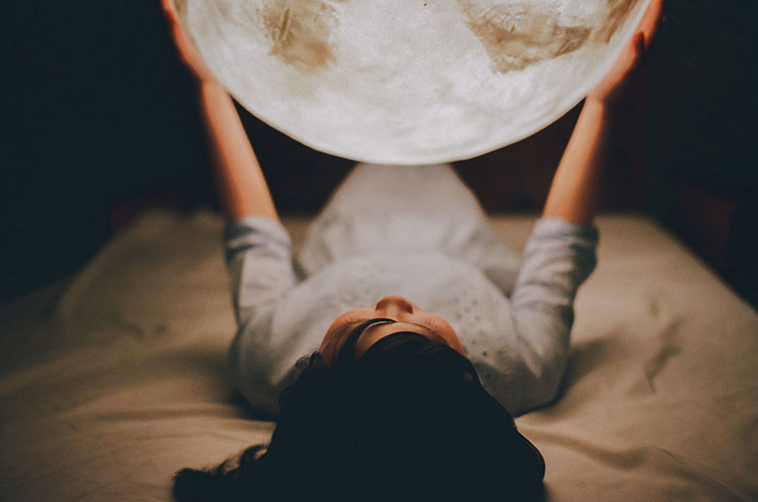 8-lune-lampe