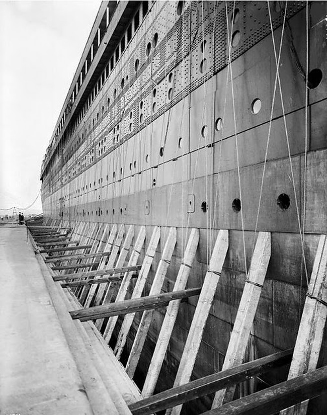 26-construction-titanic