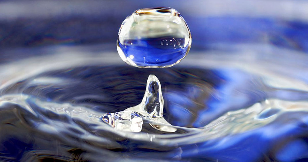 Une-goutte-deau