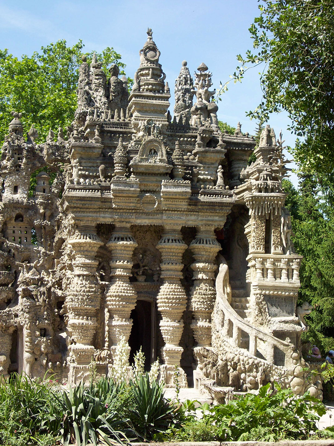 Palais-idéal-12