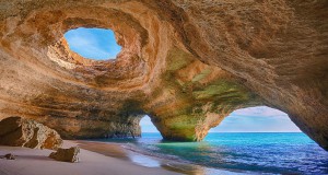 une-grotte-benagil