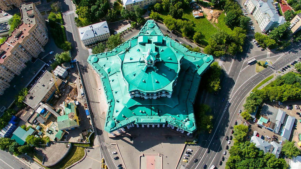 8-batiment-moscou