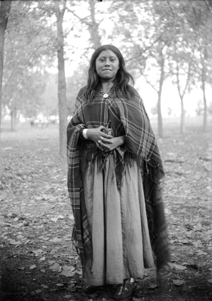 Une jeune femme Ute (1880-1900)
