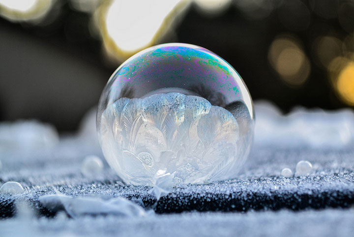 des-sumbliles-bulles-de-savon-gelees-par-le-froid8